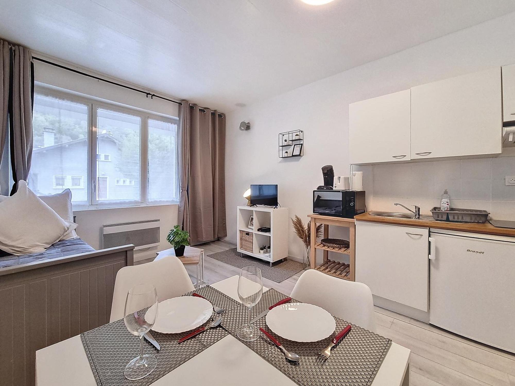 Budget Studio Proche Lac Sevrier Luaran gambar